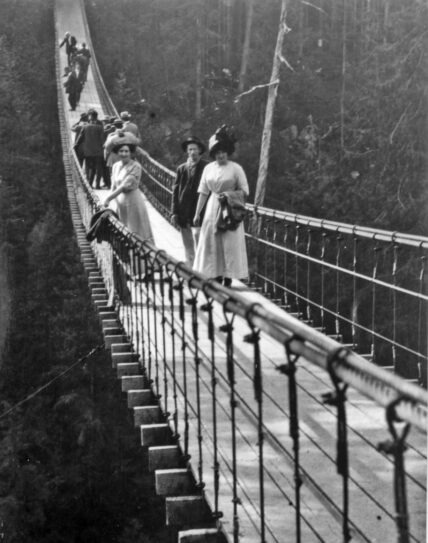 guests on capilano suspension bridge 1911